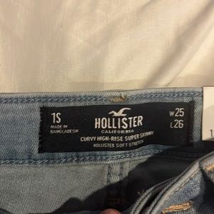 Brand new hollister curvy high rise super skinny jeans